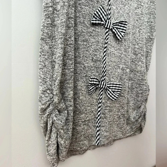 Tutta Bella Maternity Striped Bows Short Sleeve  Shirt | XL - Picture 3 of 5